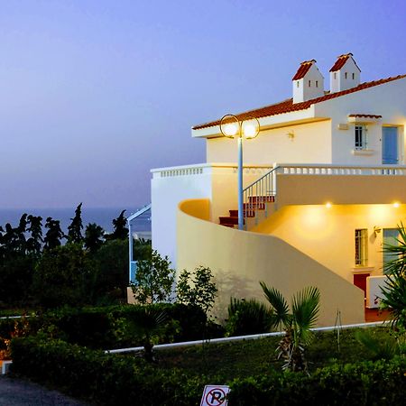 Golden Dream Apartments Anissaras Bagian luar foto