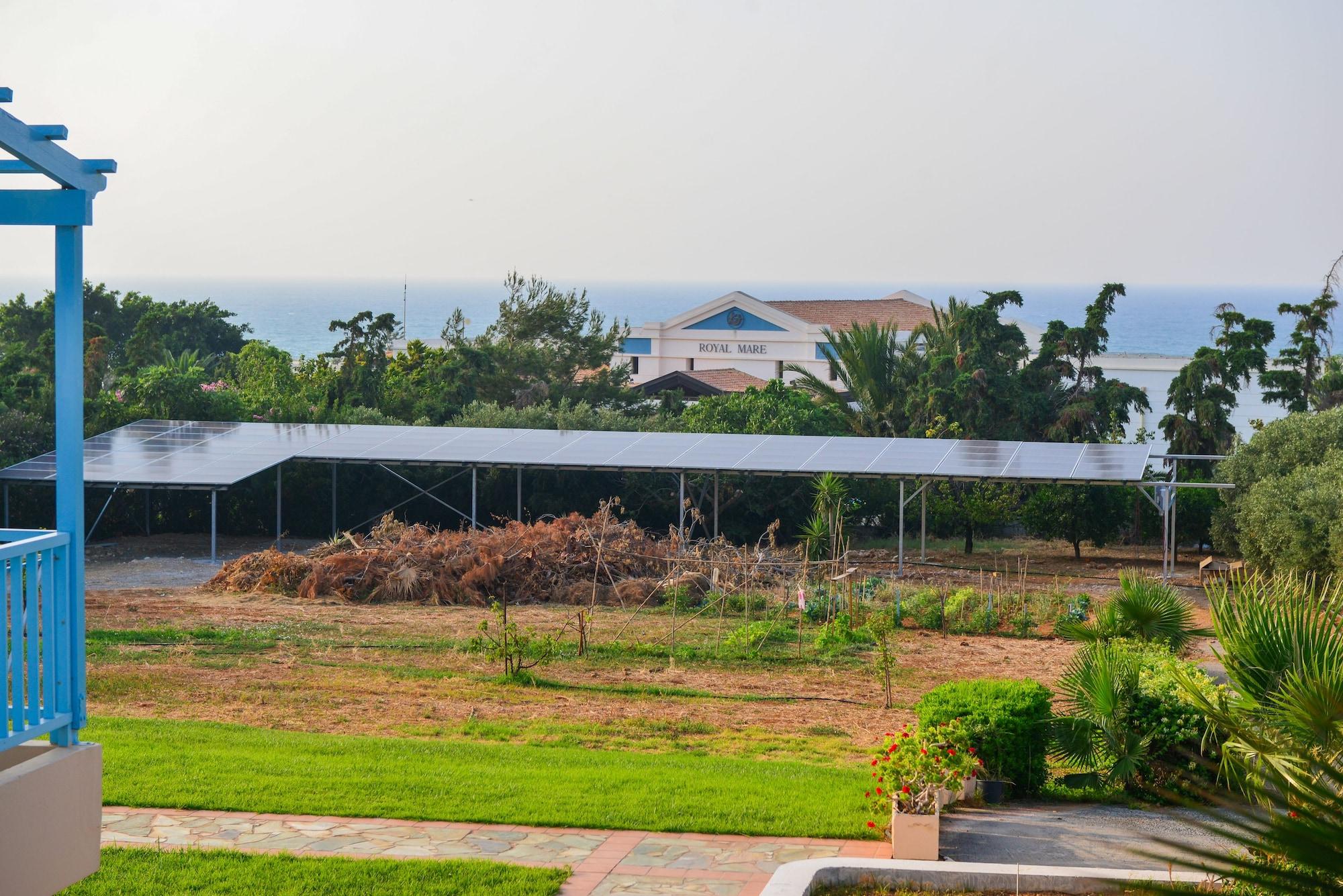 Golden Dream Apartments Anissaras Bagian luar foto
