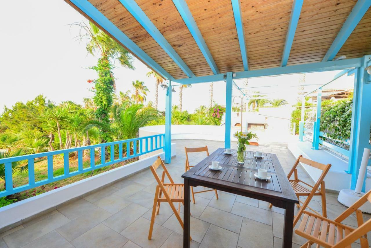Golden Dream Apartments Anissaras Bagian luar foto